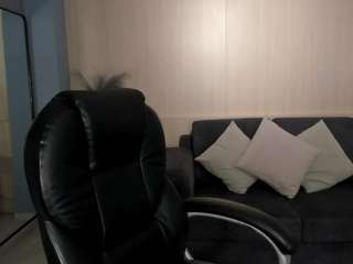  victoria-18 chat room