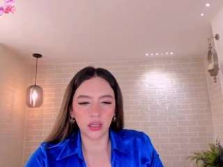 le modèle victoria-18 est en webcam porno dans un show sur le site camsoda, il possède les tags suivants: amateur,fingering,strip,spank,orgasm,natural,lush,lingerie,handjob,flashing,ass,fingers,facial piercings,dildo or vibrator,dildo,deepthroat,cum,brown eyes,blowjob,black hair