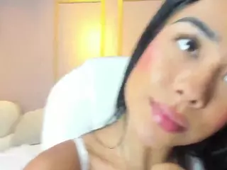 CloeHap's Live Sex Cam Show