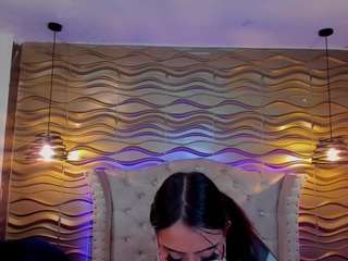 andrea-jones11 Live Webcam on CamSoda