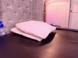 andrea-jones11 webcam