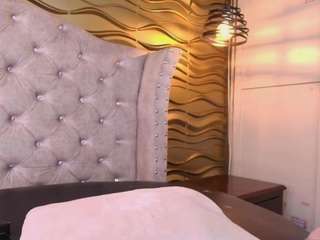 andrea-jones11 live cam profile