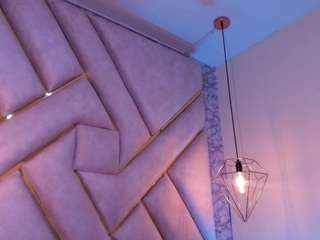 andrea-jones11 live webcam show