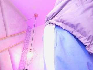 andrea-jones11 live webcam show