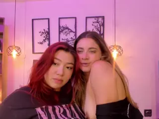 Andy-and-emma's Live Sex Cam Show