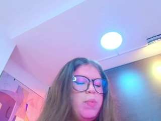 le modèle elissa-rous est en webcam porno dans un show sur le site camsoda, il possède les tags suivants: ahegao,no smoking,young adult,twerk,toys,tittyfuck,teen-18,tease,strip,spank,pussy,ass,public,lovense,cum swallowing,ass bouncing,asshole,blonde hair,gray eyes,cum