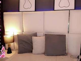 kimMaddie live cam preview