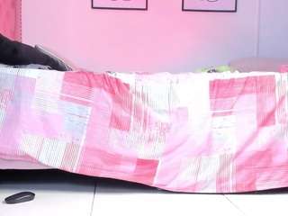 Yiovanna19