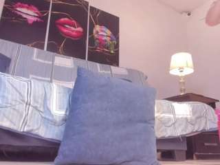 yiovanna19 Sex Cam Show
