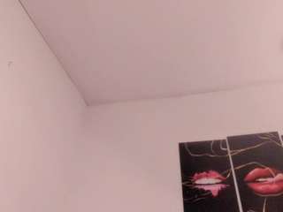 Yiovanna19