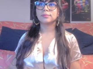 Yiovanna19