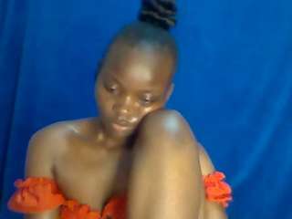 busty-bee