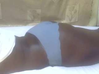 elegant-natally Small tits live webcam