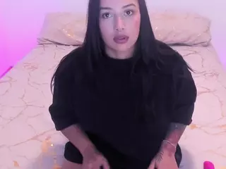 isis-lovee's Live Sex Cam Show