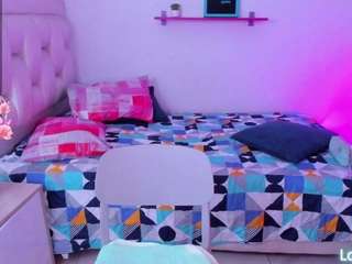  laaura-velez chat room