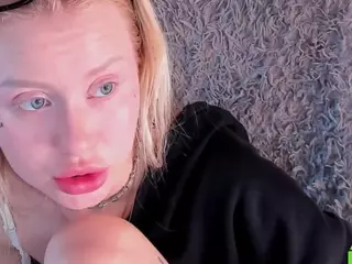 MalenaErnman's Live Sex Cam Show