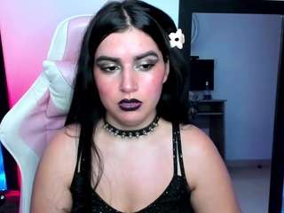 mistress-meredit... Live Webcam on CamSoda