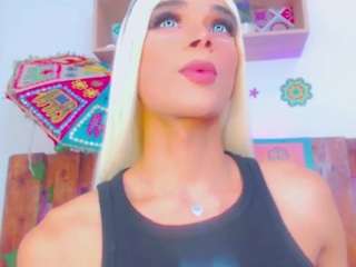 valentlna Live Webcam on CamSoda