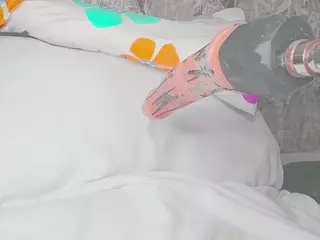 Akira-222's Live Sex Cam Show