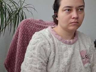 cyndeewinter's CamSoda show and profile