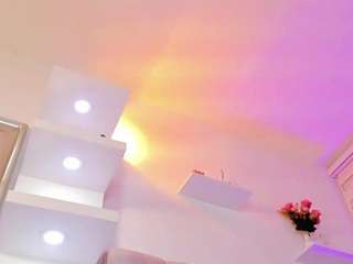 ilianaphoenix Live Webcam on CamSoda