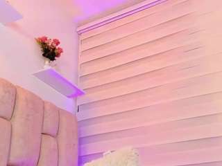 ilianaphoenix Live Webcam on CamSoda
