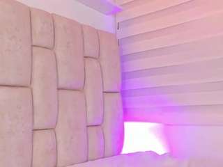 ilianaphoenix Live Webcam on CamSoda