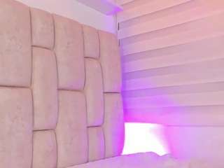 ilianaphoenix Live Webcam on CamSoda