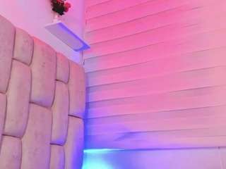 ilianaphoenix Live Webcam on CamSoda