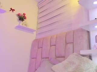 ilianaphoenix Live Webcam on CamSoda