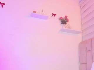 Live webcam model ilianaphoenix on Soda Cams