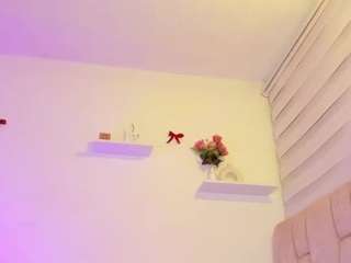 ilianaphoenix Live Webcam on CamSoda