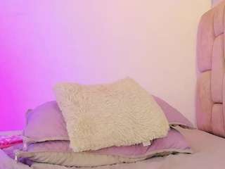 ilianaphoenix Live Webcam on CamSoda