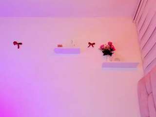 ilianaphoenix live cam profile