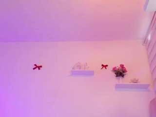 ilianaphoenix Live Webcam on CamSoda