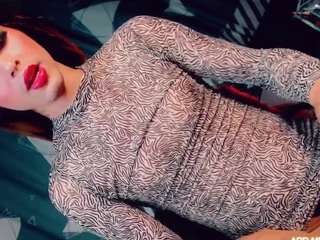 KataleyaBigCock live webcam on Soda Cams