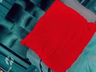 Live cam show with KataleyaBigCock