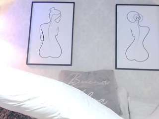 neytirimoon's CamSoda show and profile