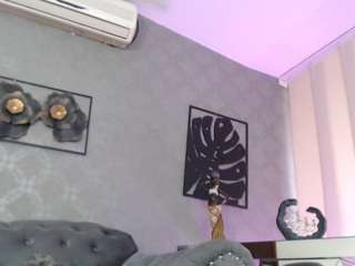 neytirimoon Live Webcam on CamSoda