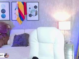 neytirimoon Live Webcam on CamSoda