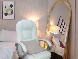 Neytirimoon's cam show statistics and live stream