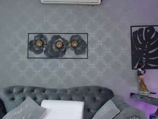 neytirimoon Live Webcam on CamSoda