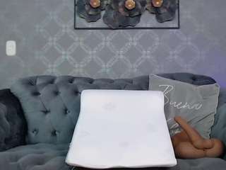 neytirimoon's live room