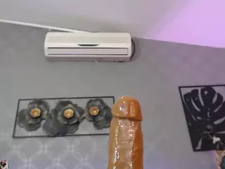 neytirimoon's Live Sex Cam Show
