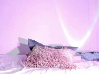 Paymon19's cam show statistics and live stream