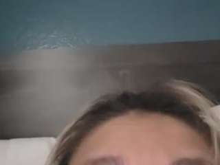 slchavez19 Live Webcam on CamSoda