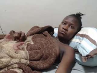 candylovingyolo Live Webcam on CamSoda