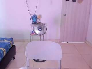 Koriinn live webcam show