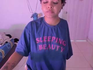 Koriinn live webcam show