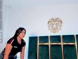 P A U L I NA live cam preview